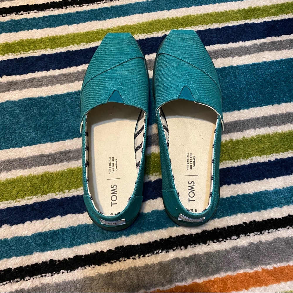 EUC Toms Turquoise Blue Shoes 9.5